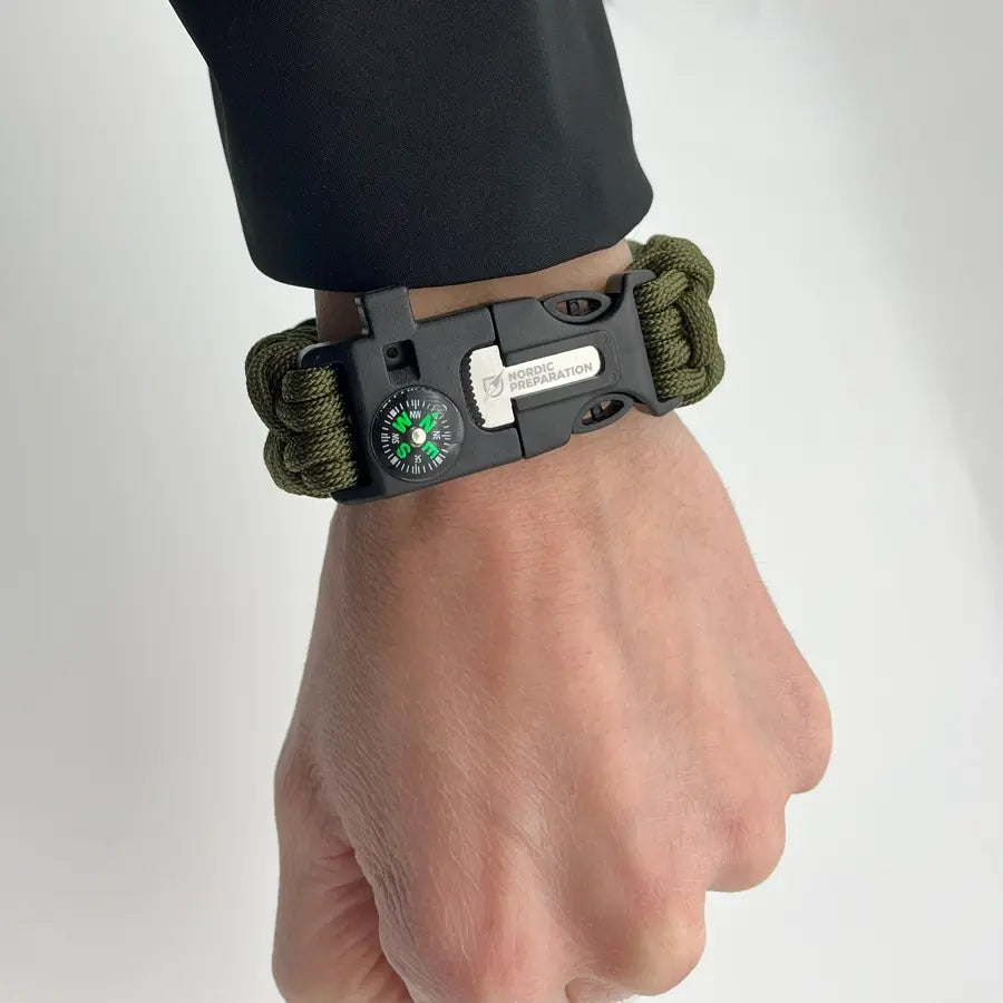 Paracordarmband överlevnad