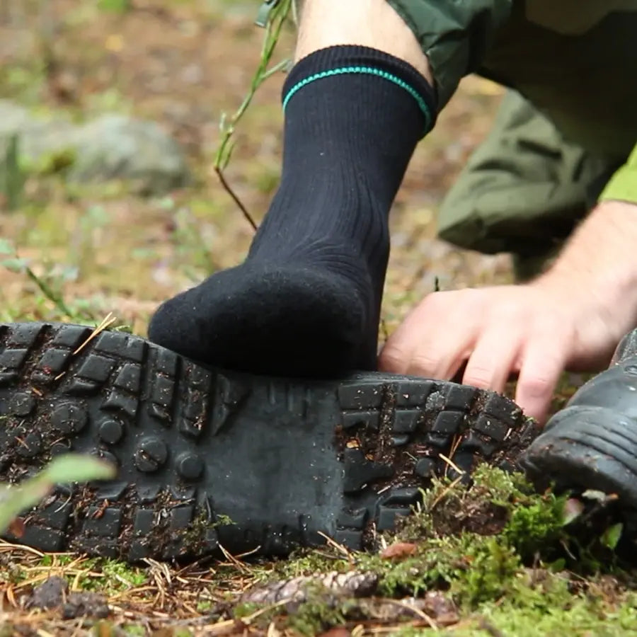 Ankelsocka fält - försvarets original i ull